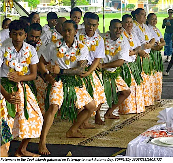Cook Island Rotumans Dancing
