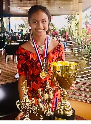 Selina with trophy